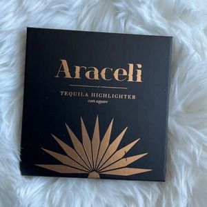 Araceli highlighter